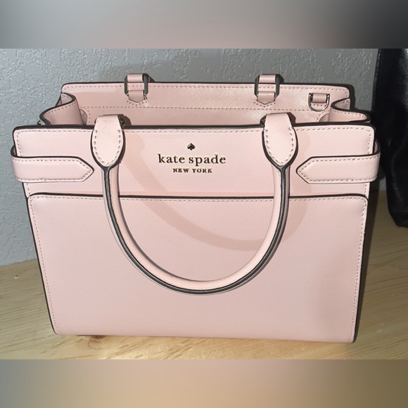 ♠️ Kate Spade ♠️ - Picture 3 of 6